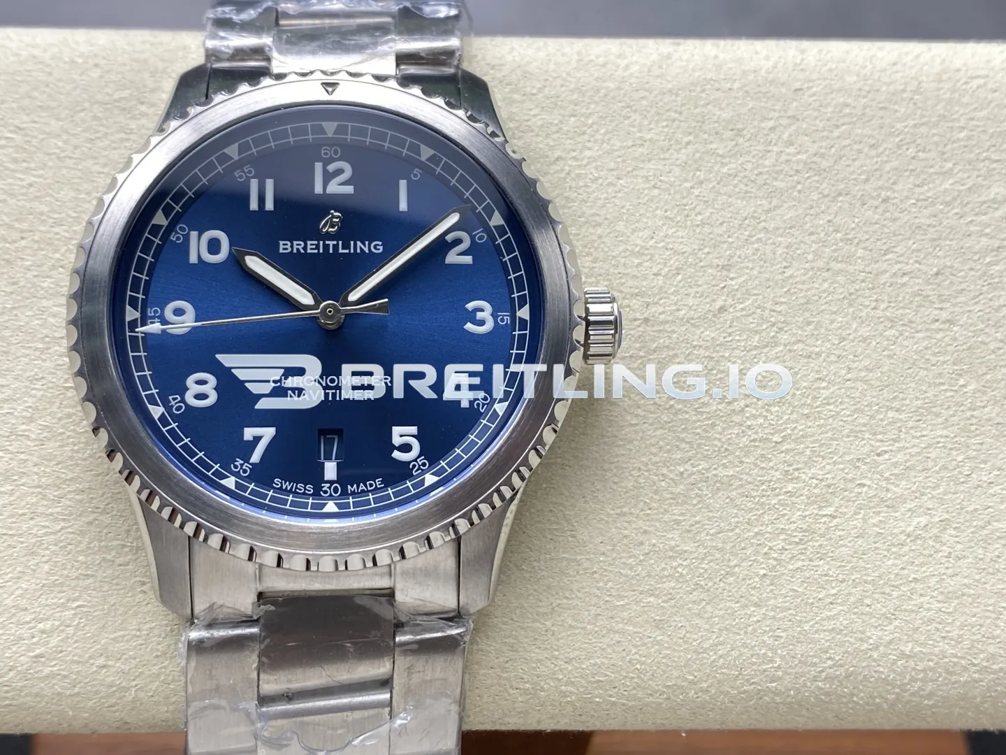Breitling Navitimer A17315101C1A1 41mm Deep Blue Sunburst Single Date Dial Beaded Fluted Slide Rule Bezel Replica Front View