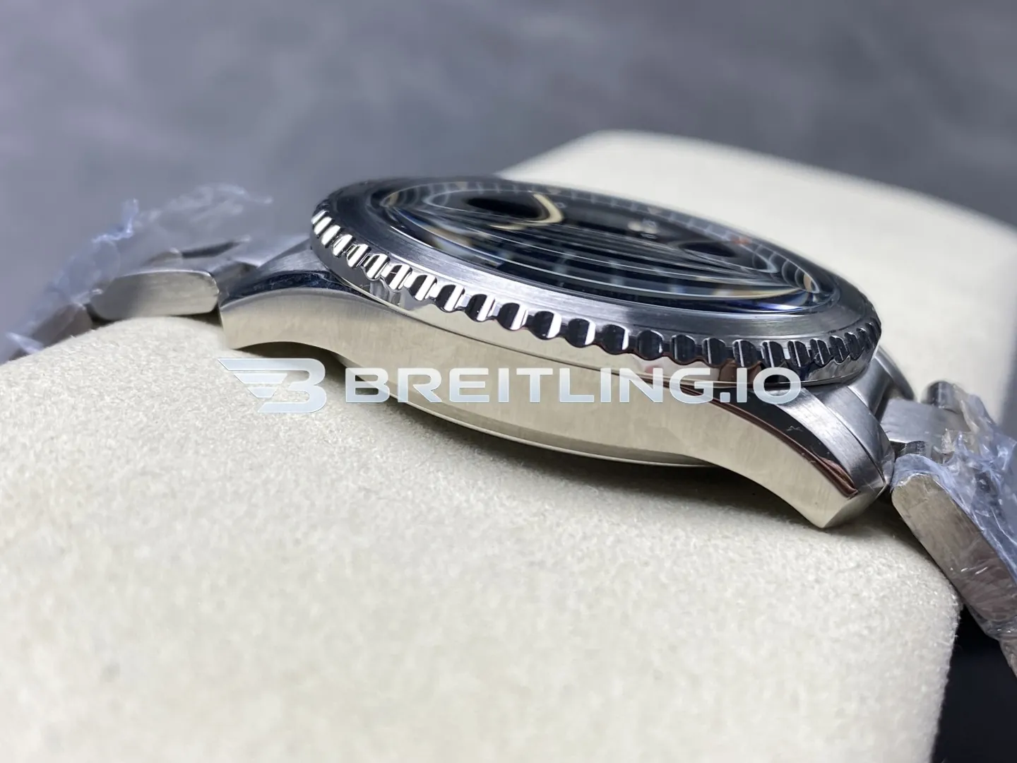 Breitling Navitimer A17315101B1A1 41mm Matte Black Dial Brushed Polished Stainless Steel Bezel Replica Left View