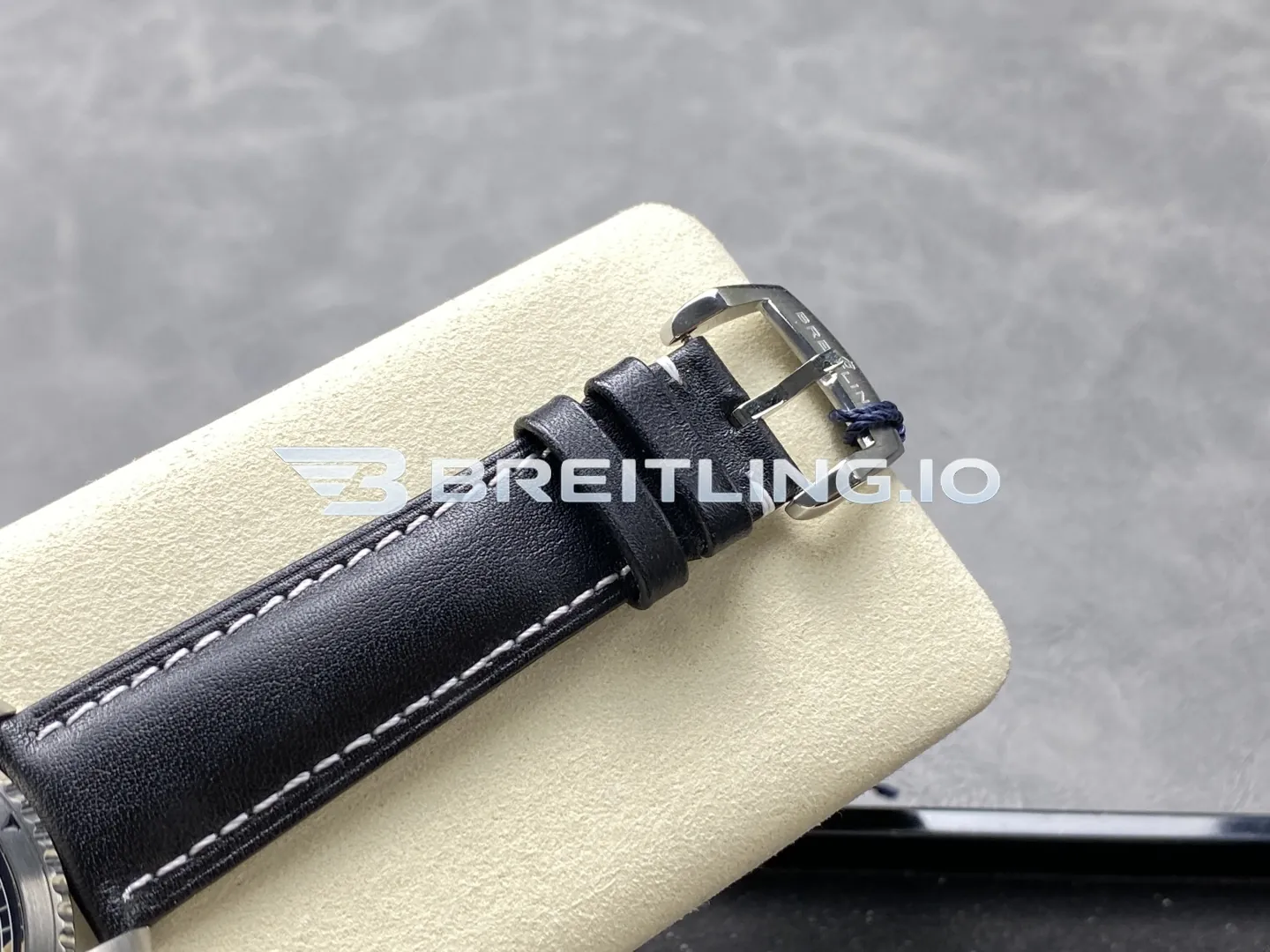 Breitling Navitimer A17315101B1X1 41mm Matte Black Vintage Gold Luminous Dial Polished Stainless Steel Bezel Replica Strap And Clasp