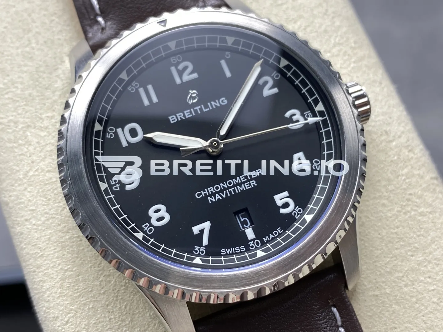Breitling Navitimer A17314101B1X1 41mm Matte Black White Luminous Single Date Dial Beaded Bidirectional Slide Rule Bezel Replica Dial Detail 1