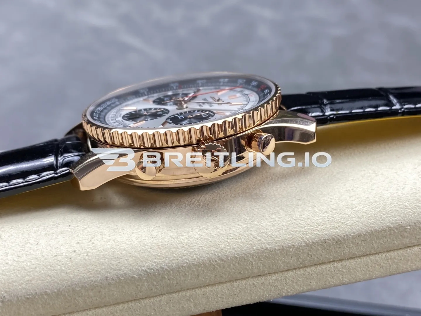 Breitling Navitimer B01 Chronograph RB0137241G1P1 46mm Silver Sunburst Dial 18K Rose Gold Case Replica Right View
