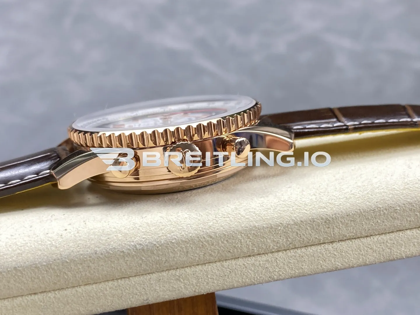 Breitling Navitimer B01 RB0139211G1P1 41mm White Dial 18K Rose Gold Brown Leather Replica Right View