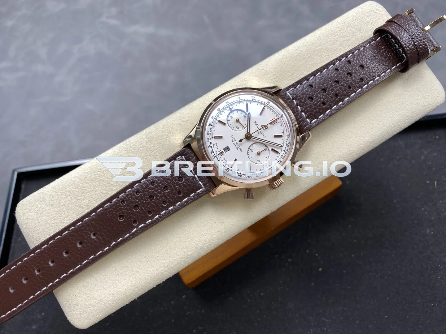 Breitling Premier B01 RB0118371G1P1 42mm Cream White Dial 18K Rose Gold Brown Leather Replica Side View