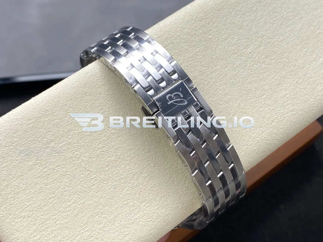 Breitling Navitimer B01 Chronograph 43 AB0138241G1A1 Silver Dial Slide Rule Bezel Steel Metal Bracelet Replica Strap And Clasp