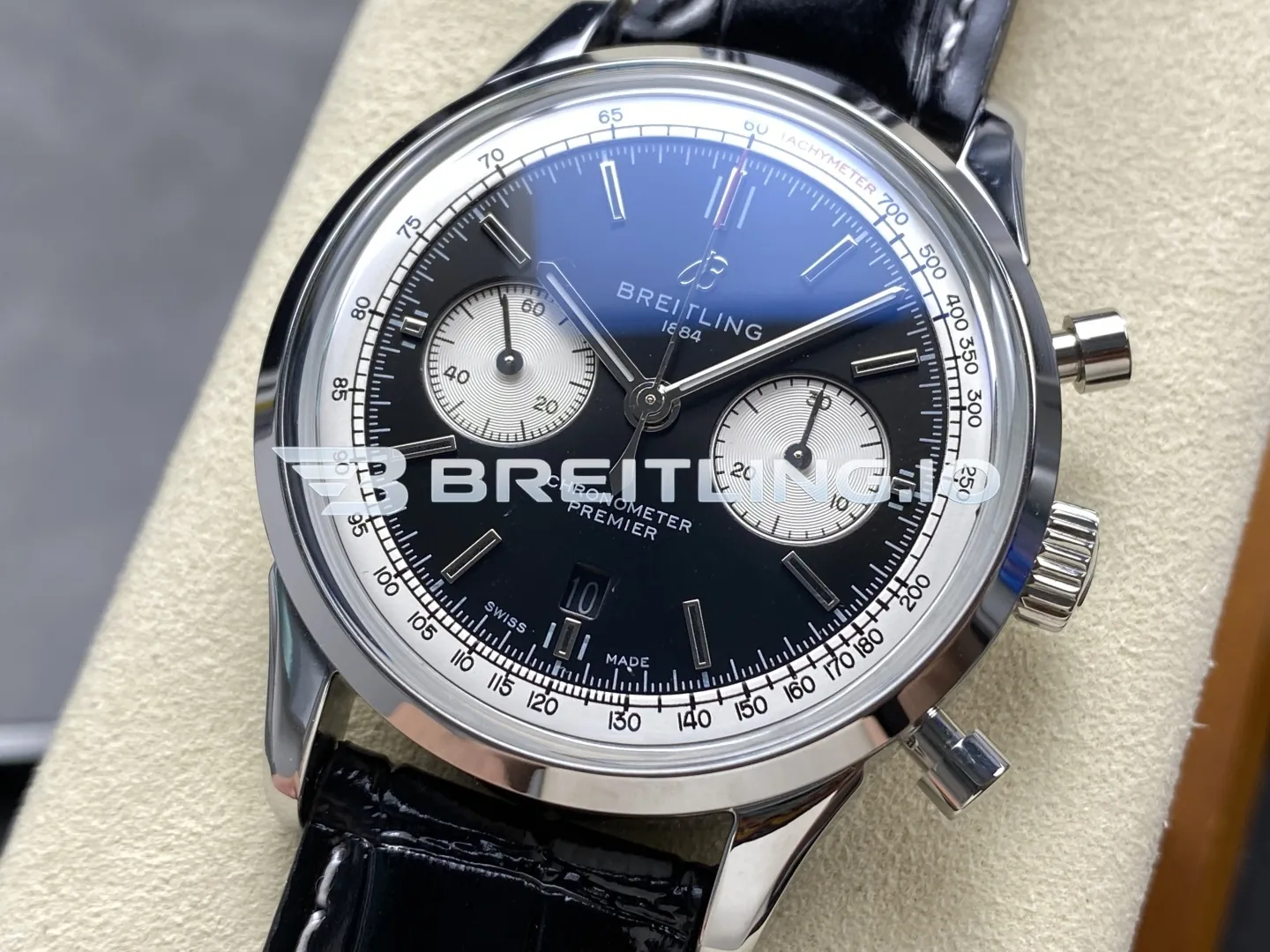Breitling Premier B01 Chronograph AB0118371B1P2 42mm Black Dial 316L Steel Black Leather Replica Dial Detail 2