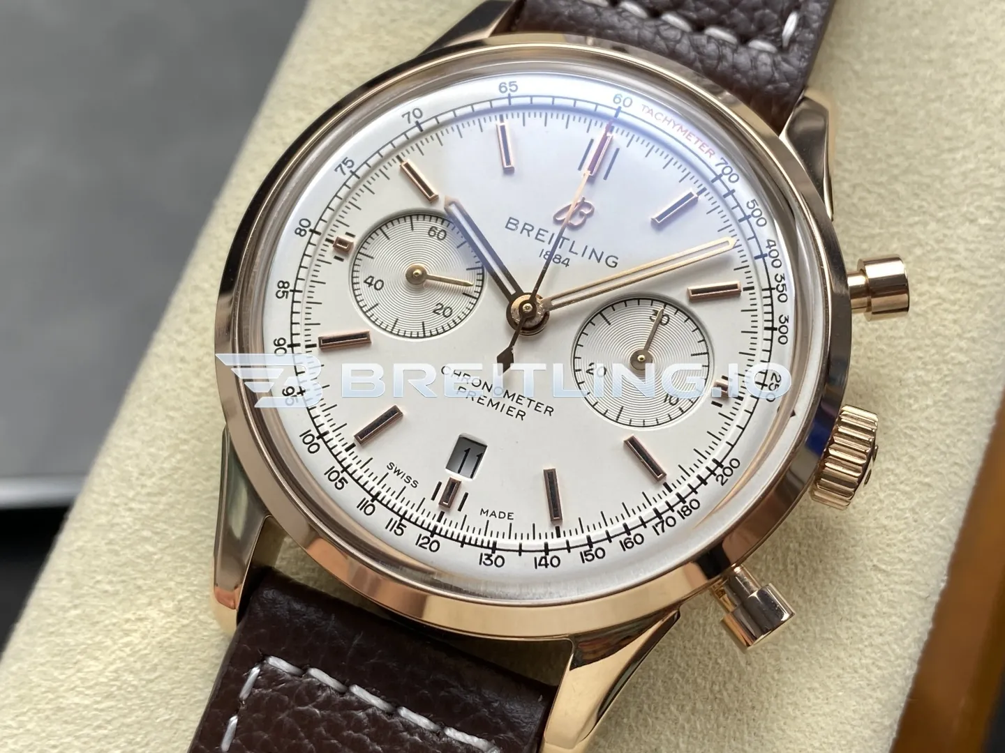 Breitling Premier B01 RB0118371G1P1 42mm Cream White Dial 18K Rose Gold Brown Leather Replica Dial Detail 2
