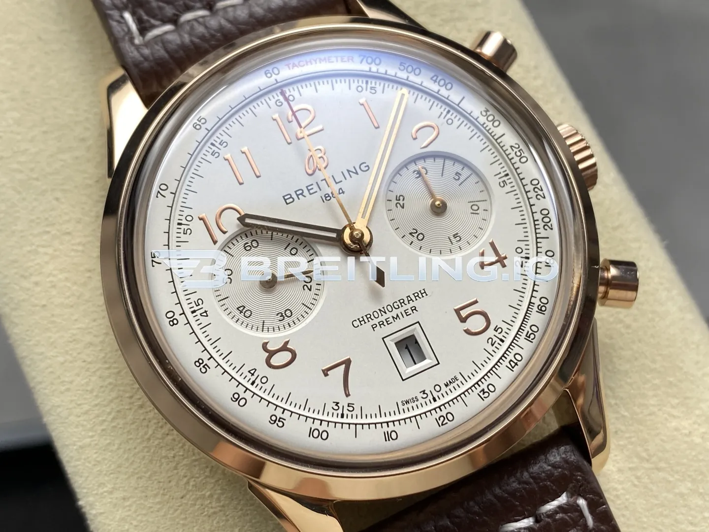 Breitling Premier B01 RB0145371G1P1 42mm Cream White Dial 18K Rose Gold Brown Leather Chronograph Replica Dial Detail 1