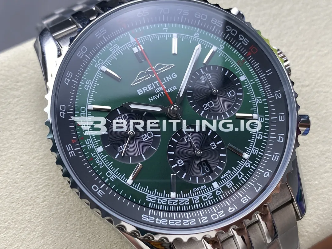 Breitling Navitimer B01 Chronograph 43 AB0137241L1A1 Green Dial Slide Rule Bezel Steel Metal Bracelet Replica Dial Detail 1