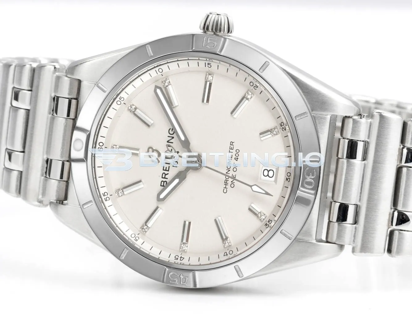Breitling Chronomat A77310101A2A1 32mm Cream White Sunburst Dial Brushed Polished Stainless Steel Bezel Replica Side View