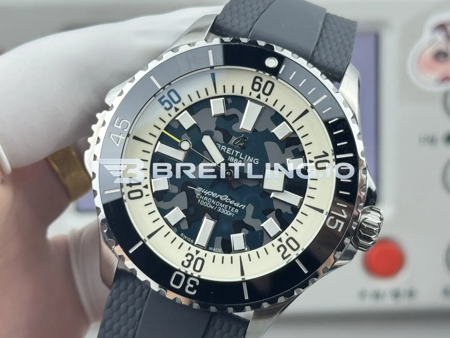 Breitling Superocean E10379351B1S1 46mm Dark Grey Camouflage Dial Black Ceramic Rotating Bezel Replica Dial Detail 2