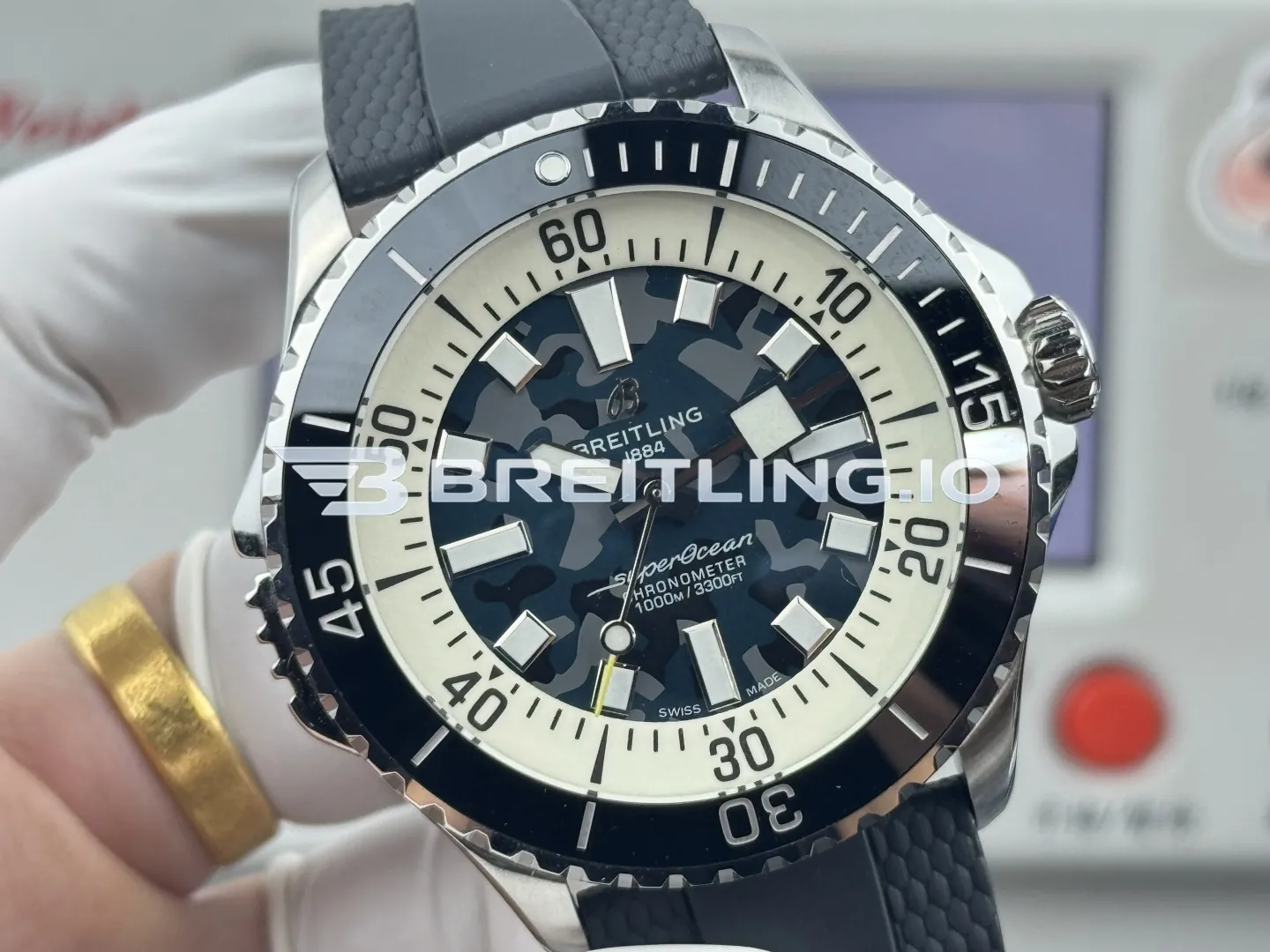 Breitling Superocean E10379351B1S1 46mm Dark Grey Camouflage Dial Black Ceramic Rotating Bezel Replica Dial Detail 1