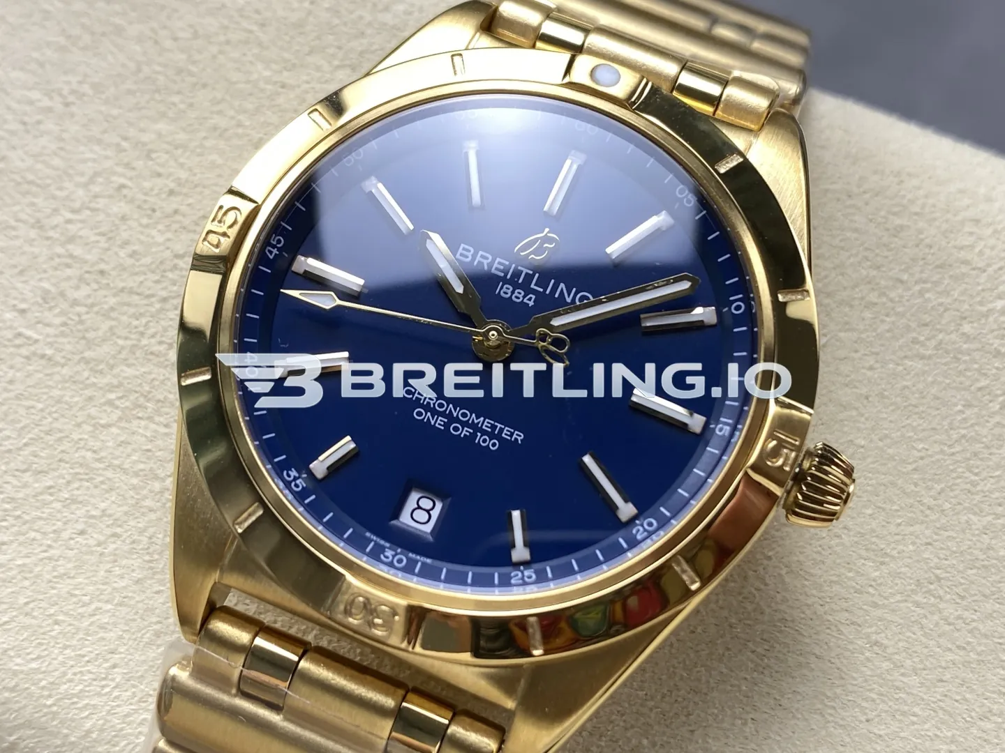 Breitling Chronomat K103801A1C1K1 36mm Deep Blue Sunburst Dial Polished 18K Yellow Gold Bezel Replica Dial Detail 2