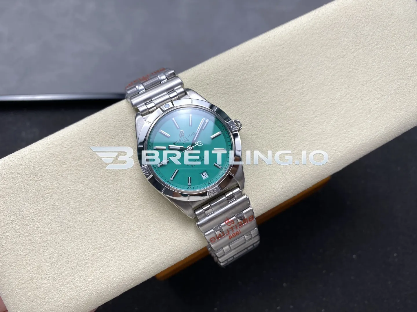 Breitling Chronomat 36 "Victoria Beckham" A103801A1L1A1 Mint Green Sunburst Dial Steel Bezel Replica Side View 1