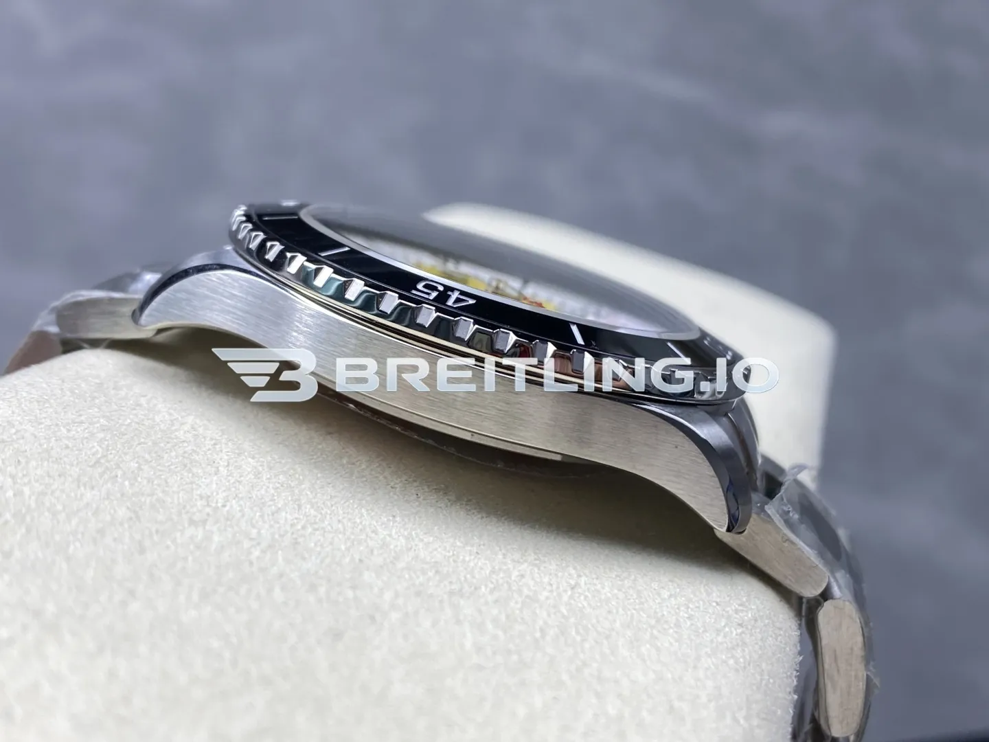 Breitling Superocean A17375211I1A1 42mm Bright Yellow Sunburst Dial Black Unidirectional Ceramic Rotating Bezel Replica Left View