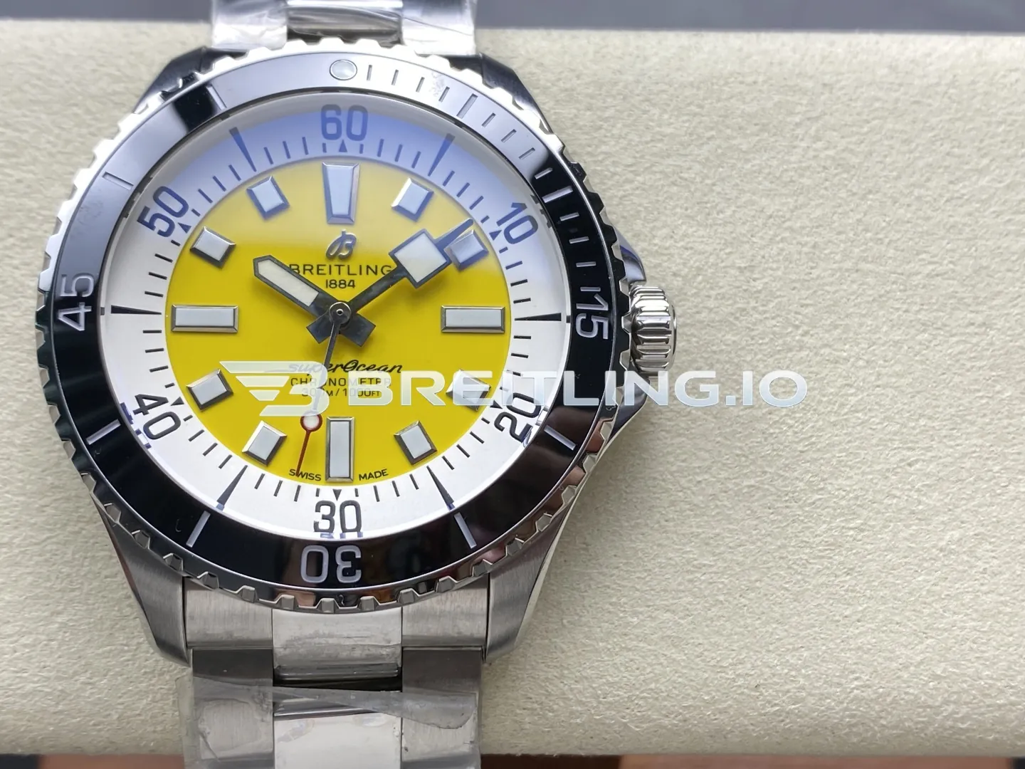 Breitling Superocean A17375211I1A1 42mm Bright Yellow Sunburst Dial Black Unidirectional Ceramic Rotating Bezel Replica Front View
