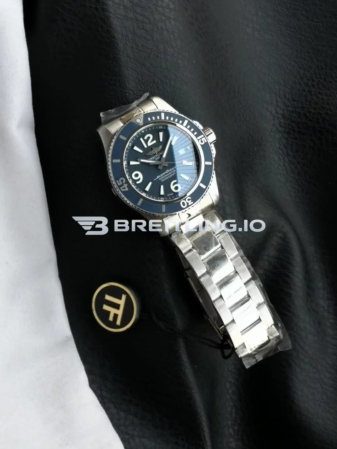 Breitling Superocean II A17366D81C1A1 42mm Dark Blue Matte Dial Blue Unidirectional Ceramic Rotating Bezel Replica Side View 1