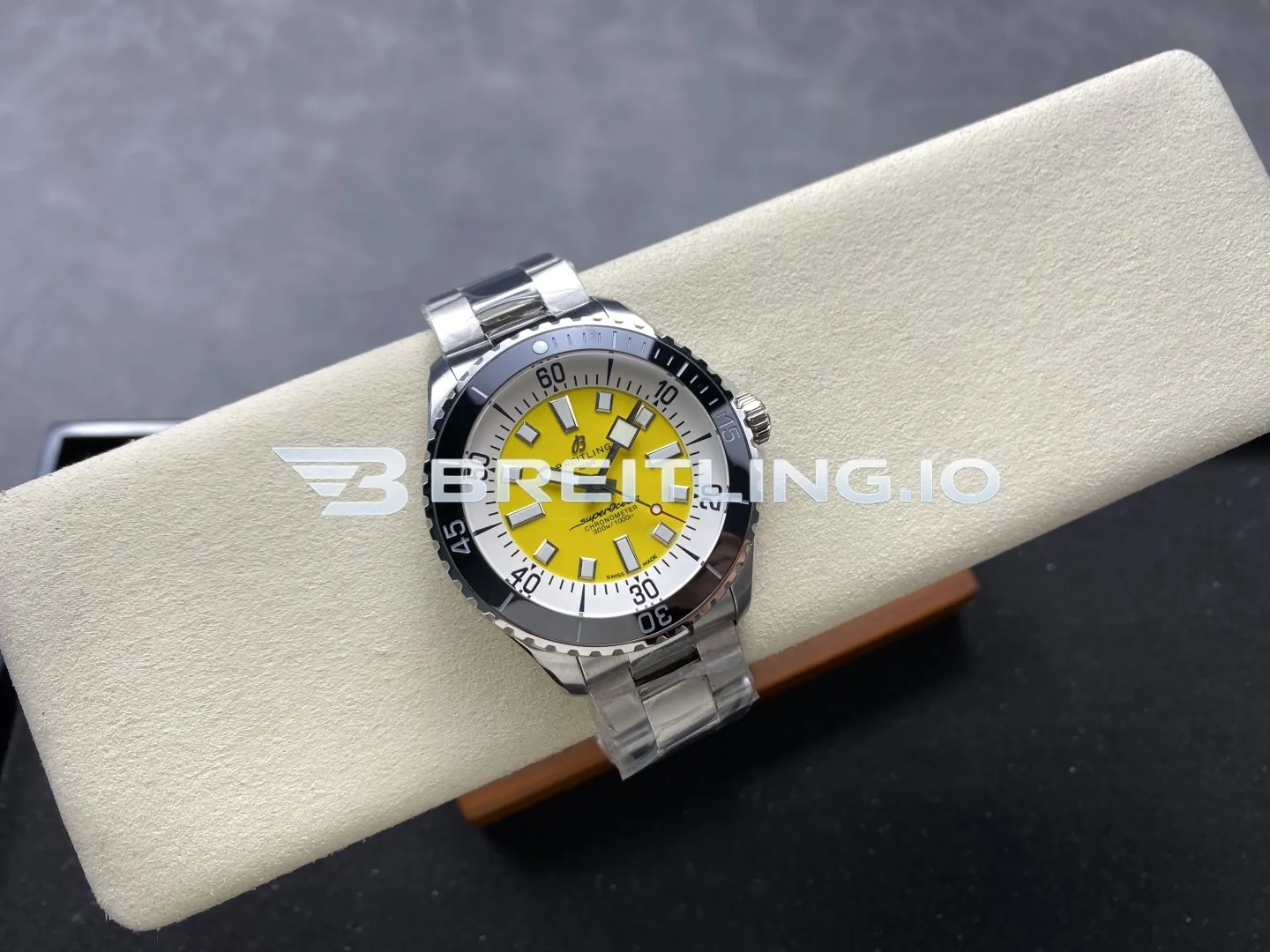 Breitling Superocean A17375211I1A1 42mm Bright Yellow Sunburst Dial Black Unidirectional Ceramic Rotating Bezel Replica Side View