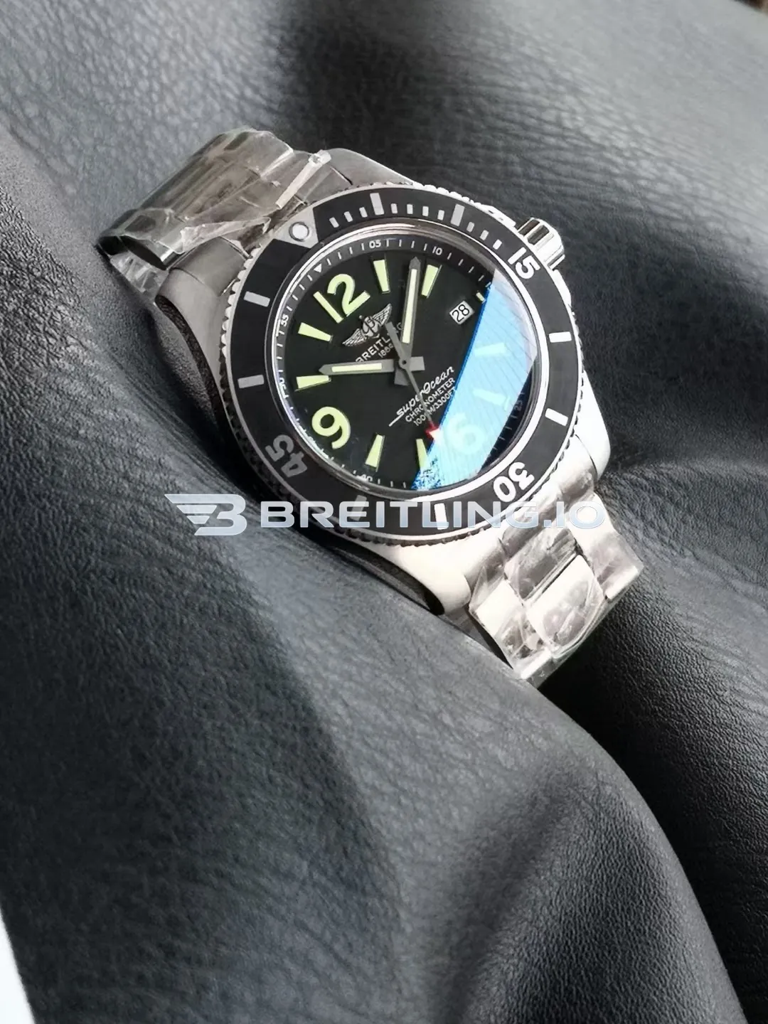 Breitling Superocean II A17367D71B1A1 44mm Black Matte Dial Black Ceramic Unidirectional Rotating Bezel Replica Dial Detail 1