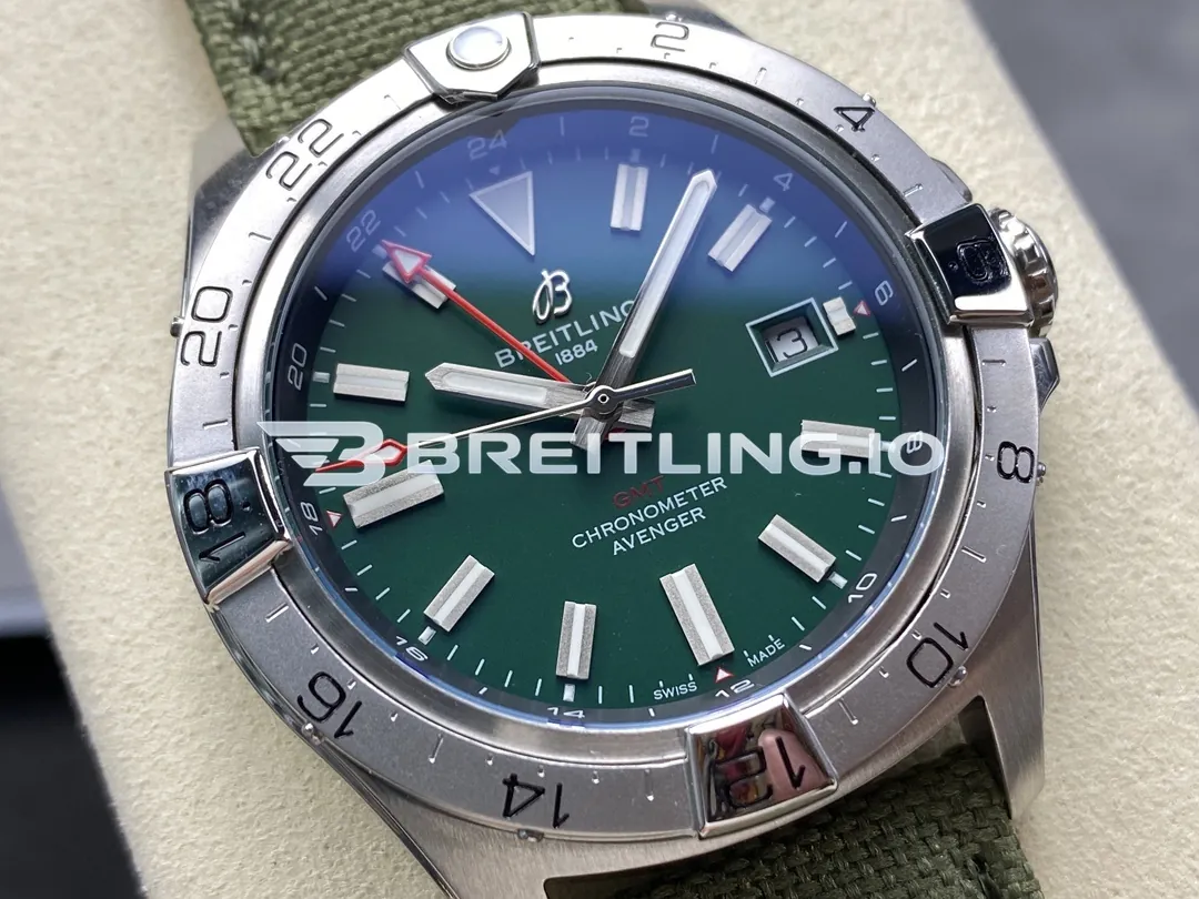 Breitling Avenger A17328101L1X1 42mm Military Green Dial Brushed Satin Stainless Steel Bidirectional GMT Bezel Replica Dial Detail 1