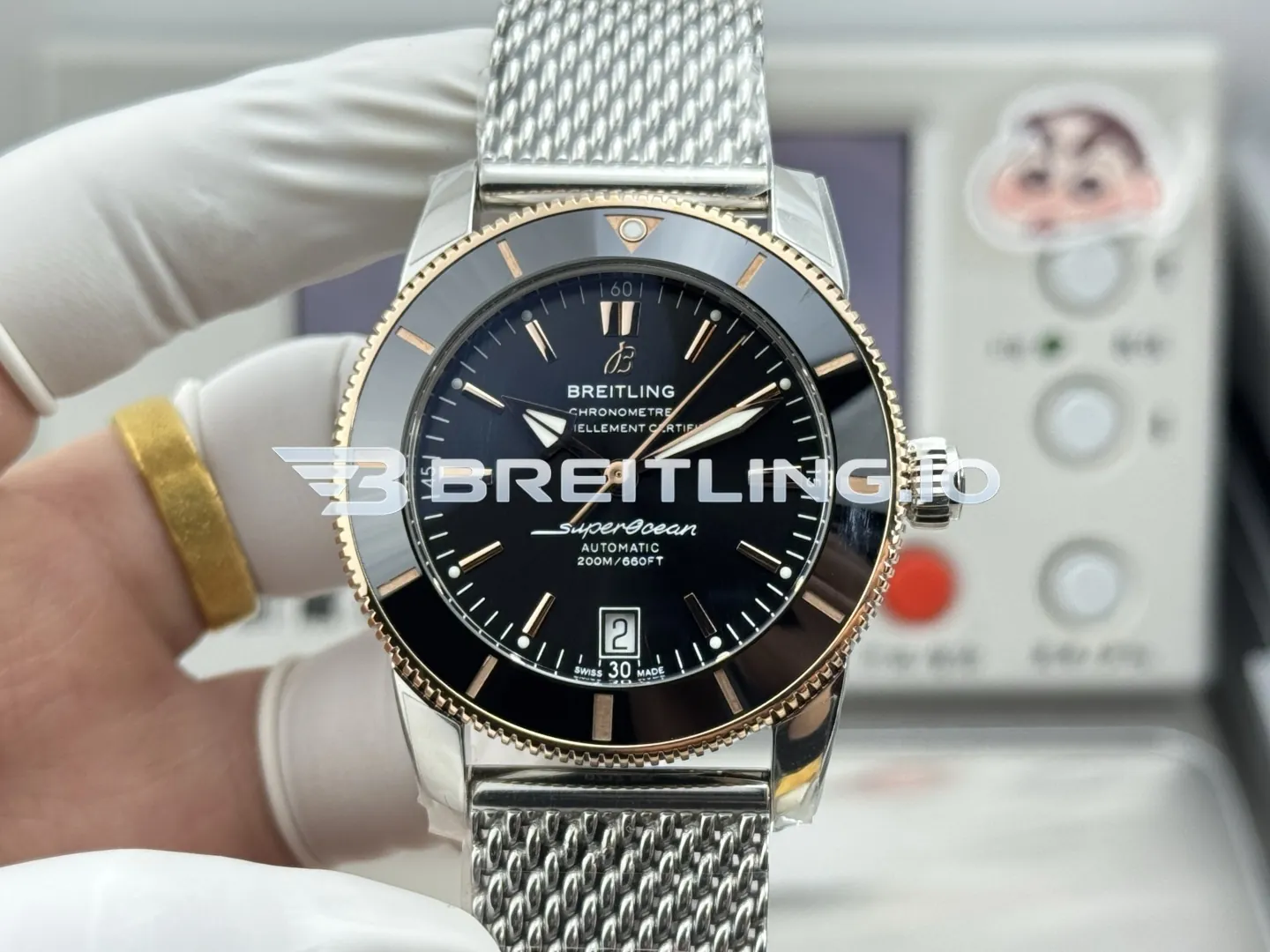 Breitling Superocean Heritage B20 UB2030121B1A1 44mm Black Sunburst Dial Two-Tone Rose Gold Case Black Ceramic Rotating Bezel Replica Front View