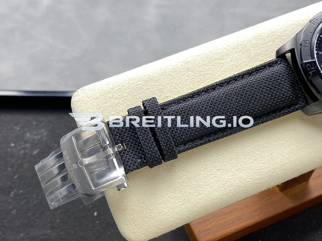 Breitling Avenger S17328101B1X1 42mm Black Camouflage Dial Black Ceramic Bidirectional GMT Bezel Replica Strap And Clasp