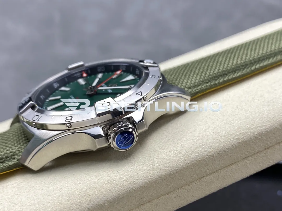 Breitling Avenger A17328101L1X1 42mm Military Green Dial Brushed Satin Stainless Steel Bidirectional GMT Bezel Replica Right View