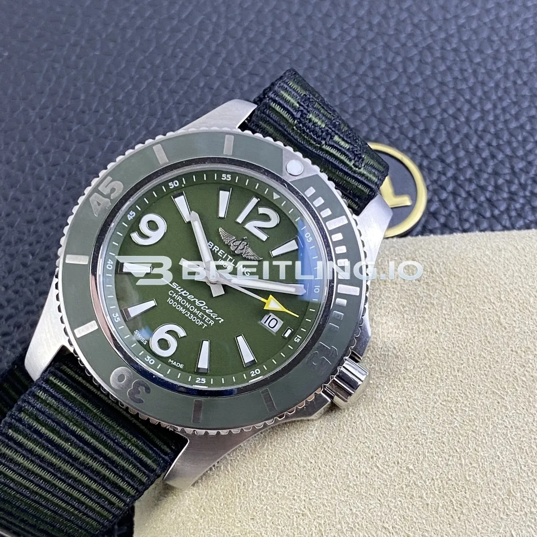 Breitling Superocean A17367A11L1W1 44mm Military Green Matte Dial Green Unidirectional Rotating Bezel Replica Side View 2