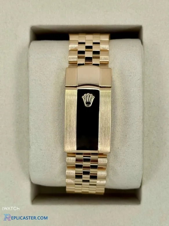 Sky-Dweller 42mm replica, angled view