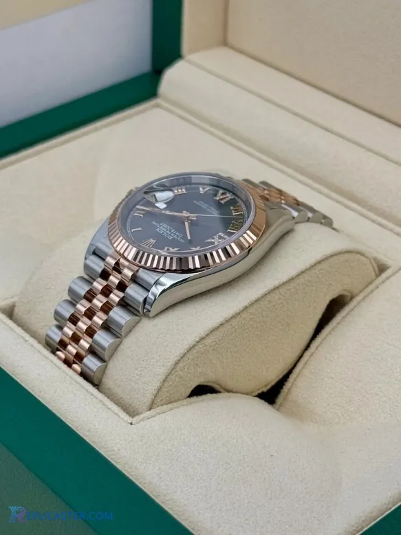 Datejust 36mm two-tone band close-up