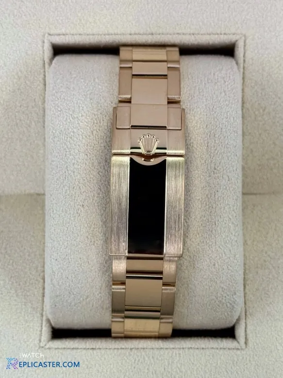 Rolex Daytona 40mm watch in presentation box