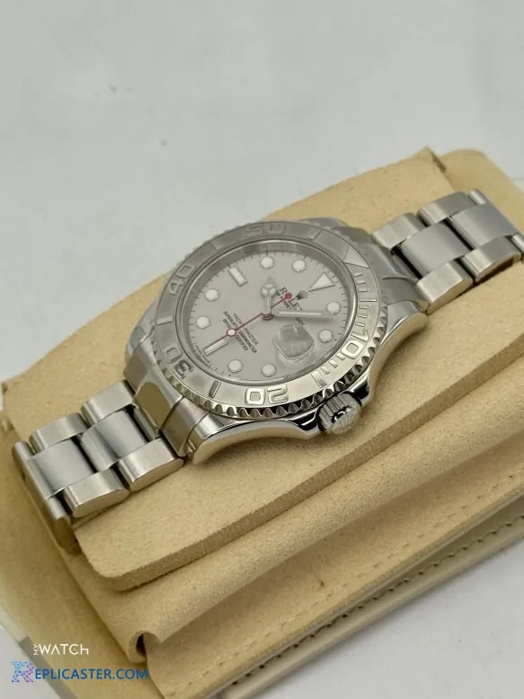 Yacht-Master 40mm 904L steel case side view