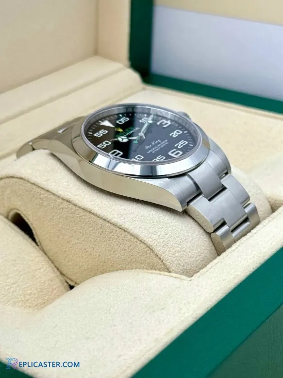Air-King 40mm stainless steel band detail
