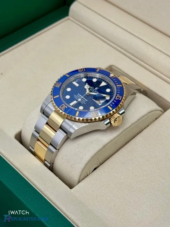 Submariner 41mm clone case side view