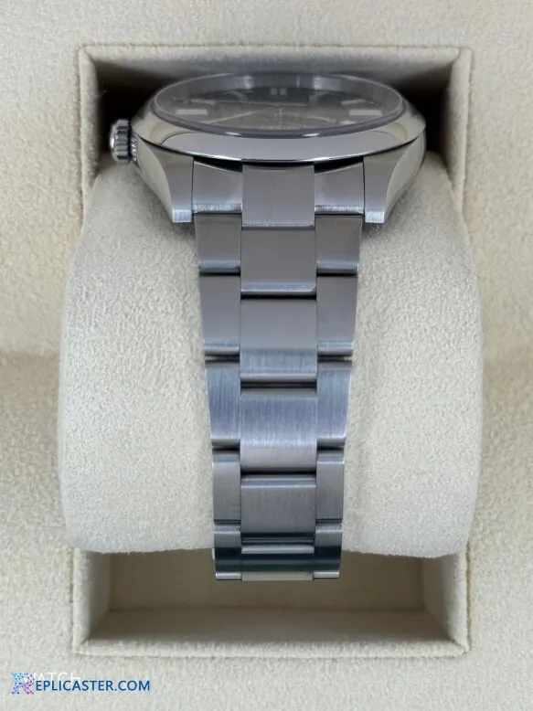 Rolex Oyster Perpetual 41mm caseback view