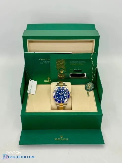 Rolex Submariner 41mm clone, front view