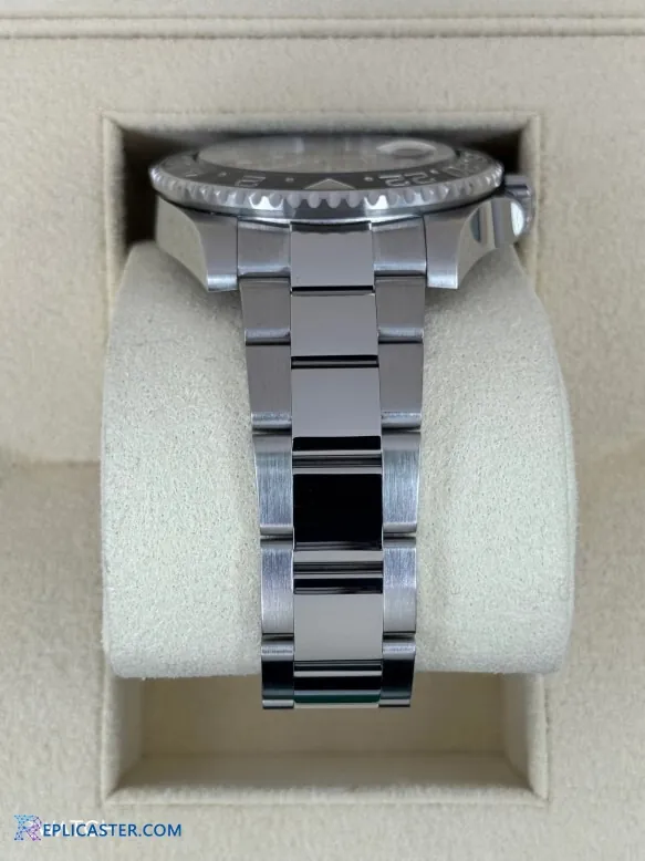 GMT-Master II 40mm - Side View of Case