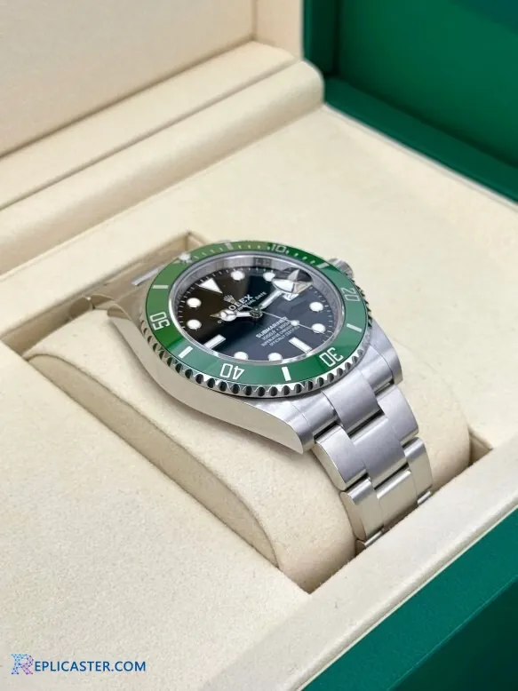 Submariner 41mm 904L stainless steel case side