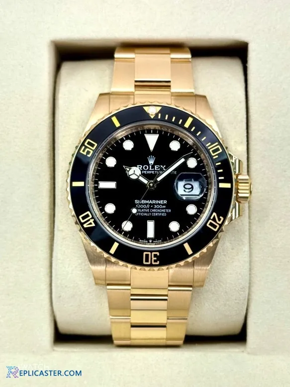 Rolex Submariner 41mm watch back detail
