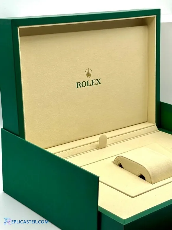 Rolex Extra Large Box #84 crown detail