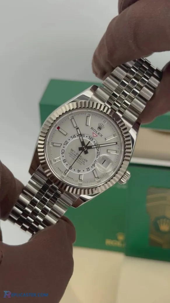 42mm Rolex Sky-Dweller replica, band detail
