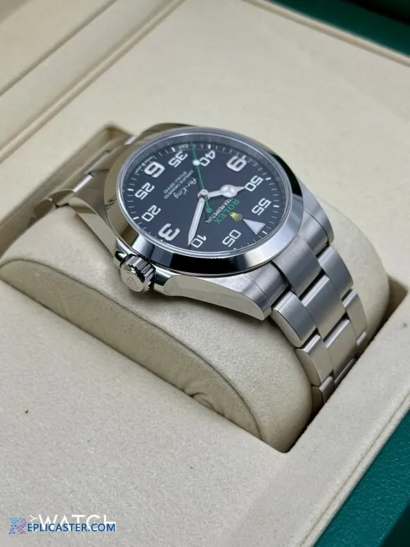 Air-King 40mm watch dial detail, black face