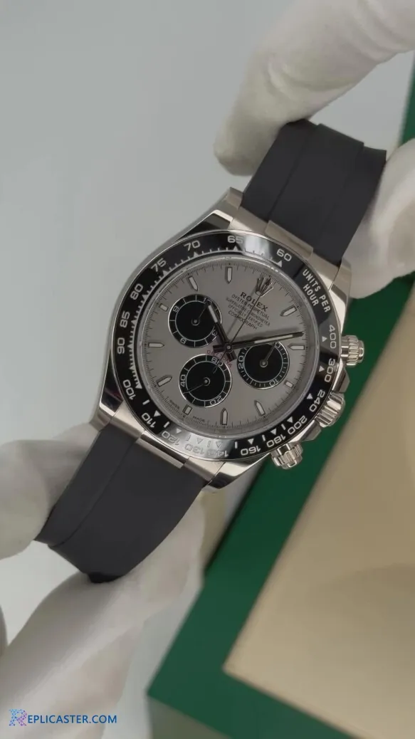 Rolex Daytona 40mm silver dial, front view