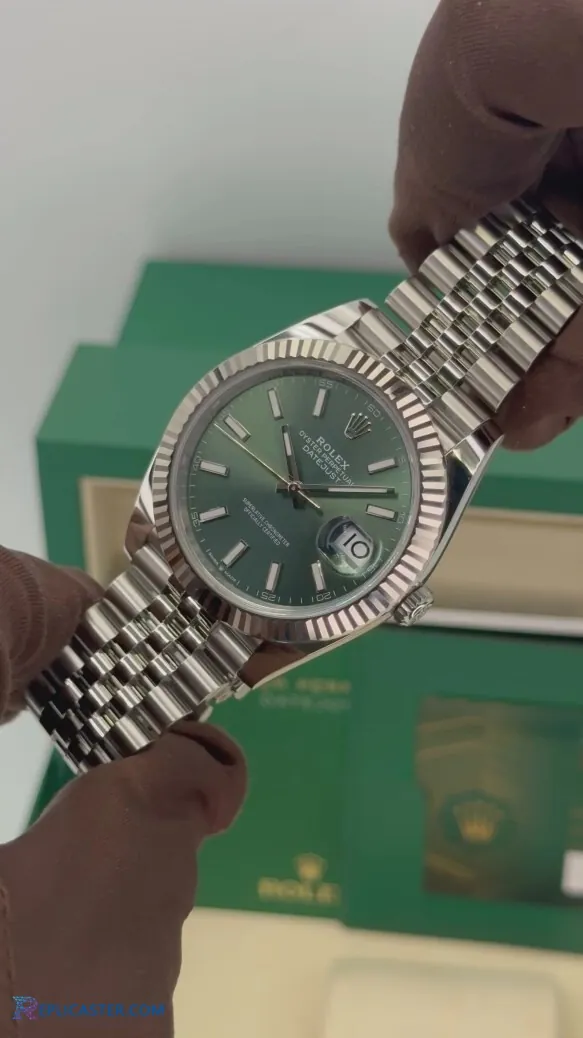 Datejust 41mm replica caseback view