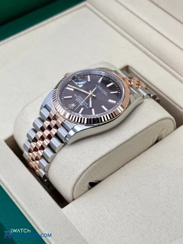 Rolex Datejust 36mm - Two-tone Jubilee bracelet detail