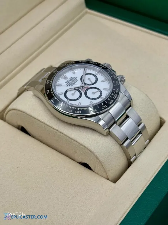 Rolex Daytona 40mm replica, bracelet and clasp
