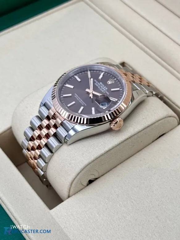 Rolex Datejust 36mm - Side view showing case profile