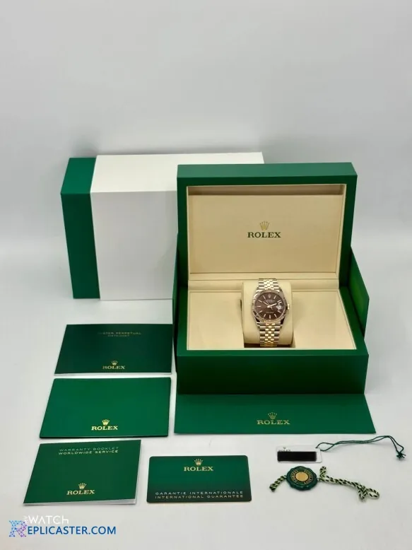 Rolex Datejust 36mm - Dial markers and hands detail