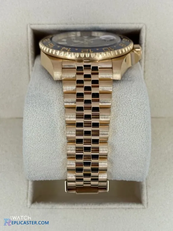 Rolex Clone watch clasp detail
