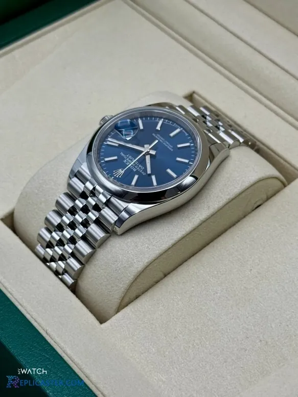 Rolex Datejust 36mm replica case detail