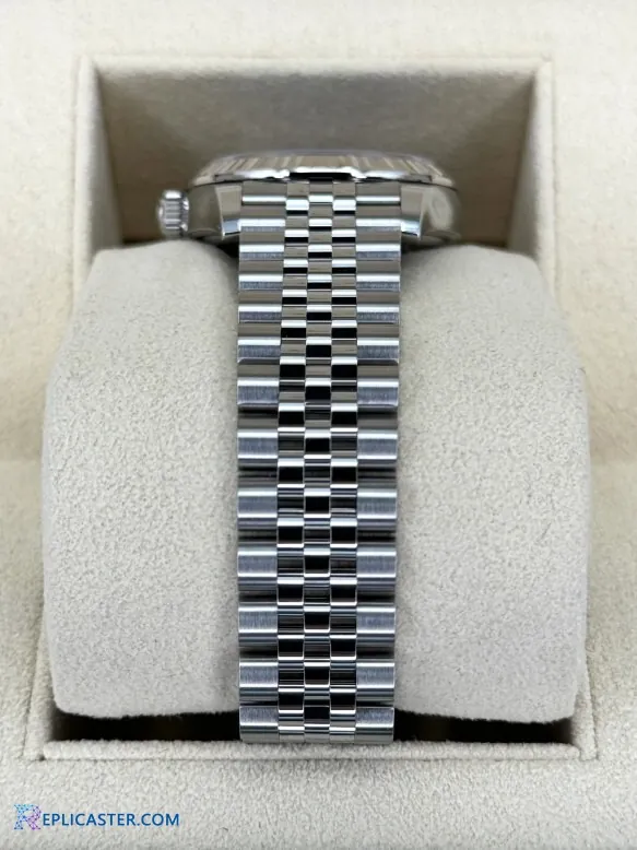 Datejust 31mm replica side view